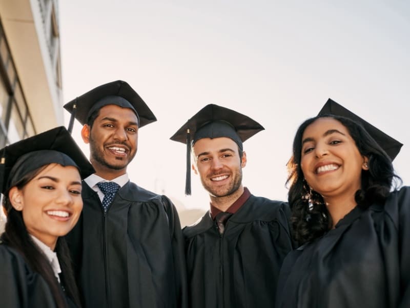 Beneficios de las plataformas en línea para estudiar una maestría en méxico