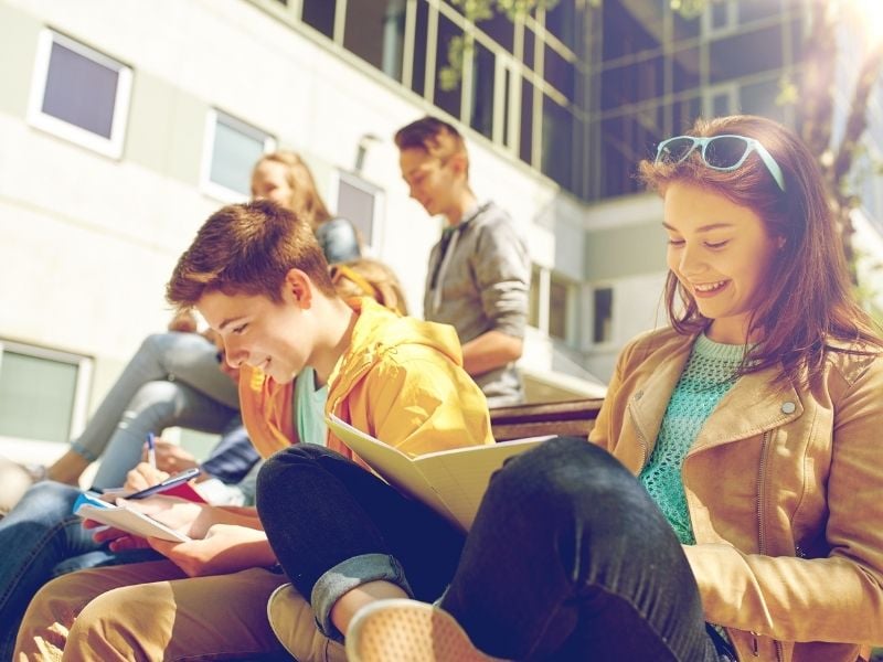 Cómo cambiar de escuela revalidando materias 
