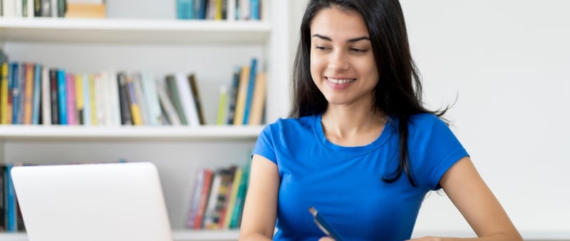 ¡Aplica para una beca! Te contamos los beneficios