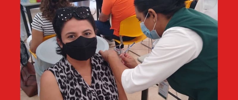 Maestros de UVM, listos para regresar a clases tras ser vacunados