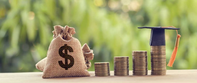 ¿Cómo pagar una Maestría? Ideas para financiar tus estudios en UVM