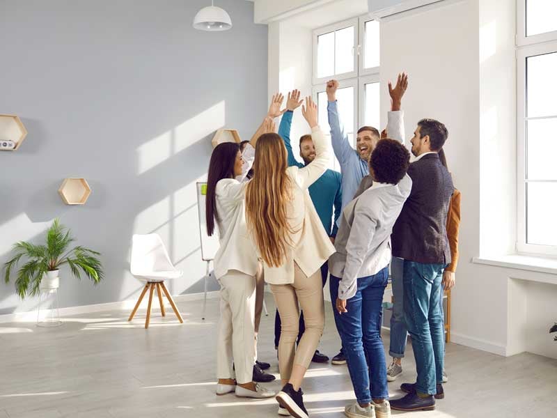 Motivación laboral: qué es y cómo implementarla