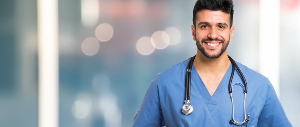 Campo laboral de la Enfermería en México y Alemania (2025): salario y oportunidades con UVM
