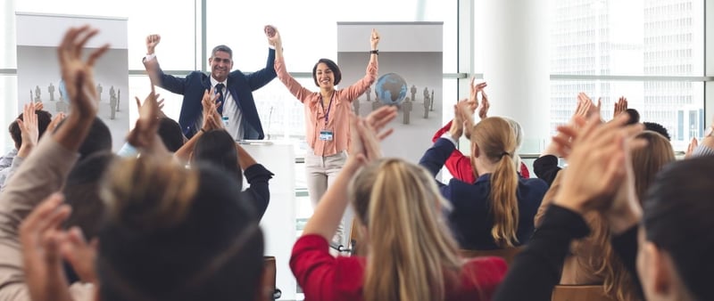 Especialízate en Comunicación con Orientación en Imagen Pública