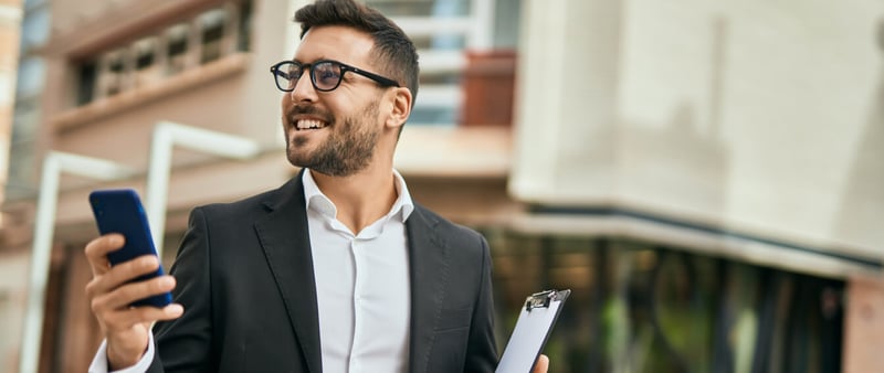 Educación continua: ¿estudiar una maestría o una segunda carrera?