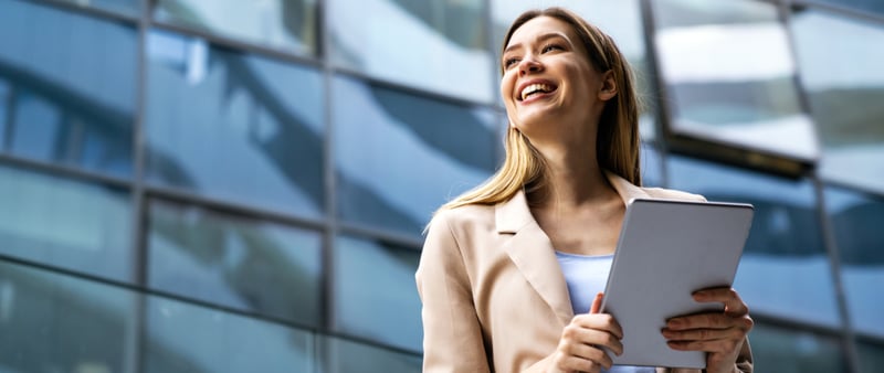 Razones para seguir estudiando después de la carrera. ¿Vale la pena?