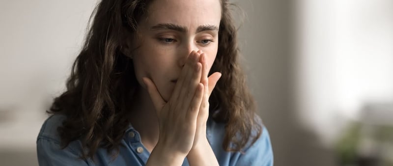 ¿Qué pasa si no me quedo en la universidad?