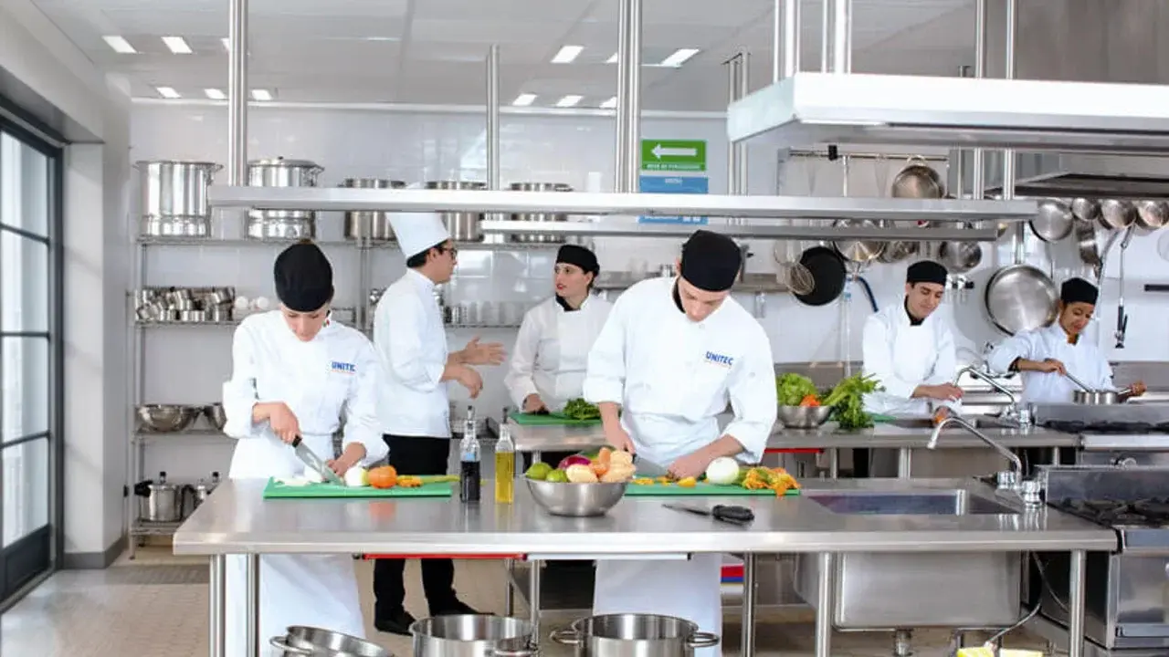 Dónde estudiar Gastronomía en Querétaro? Guía para elegir universidad