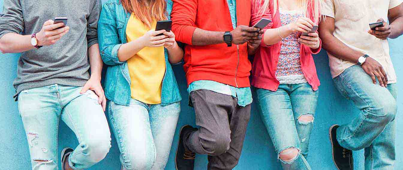 Uso del celular en el aula: ventajas, desventajas y cómo regularlo