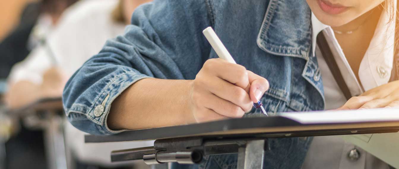 ¿Qué es el examen EGEL del Ceneval y para qué sirve?