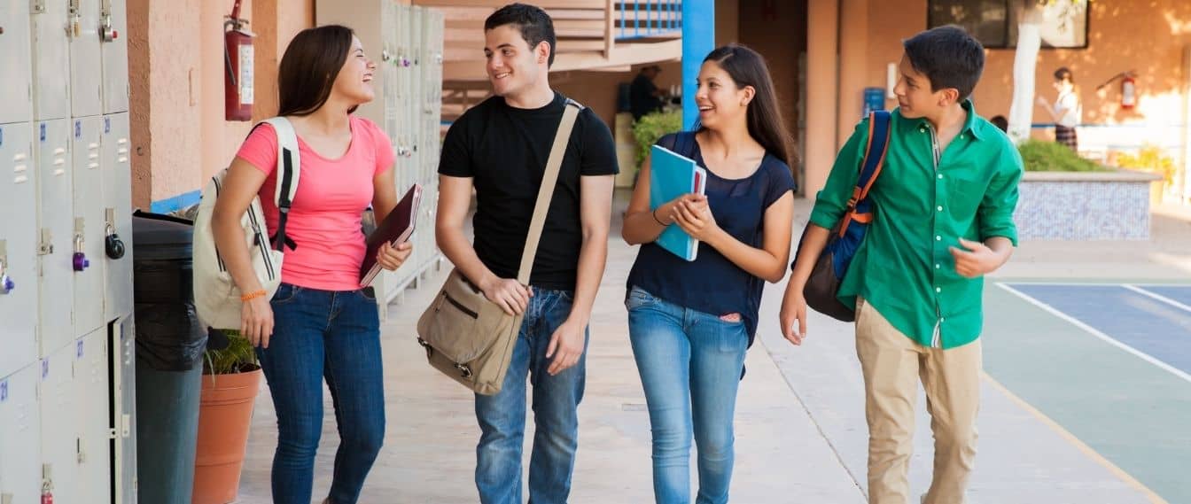 ¿Cómo es estudiar inglés en prepa Bilingüe UVM?